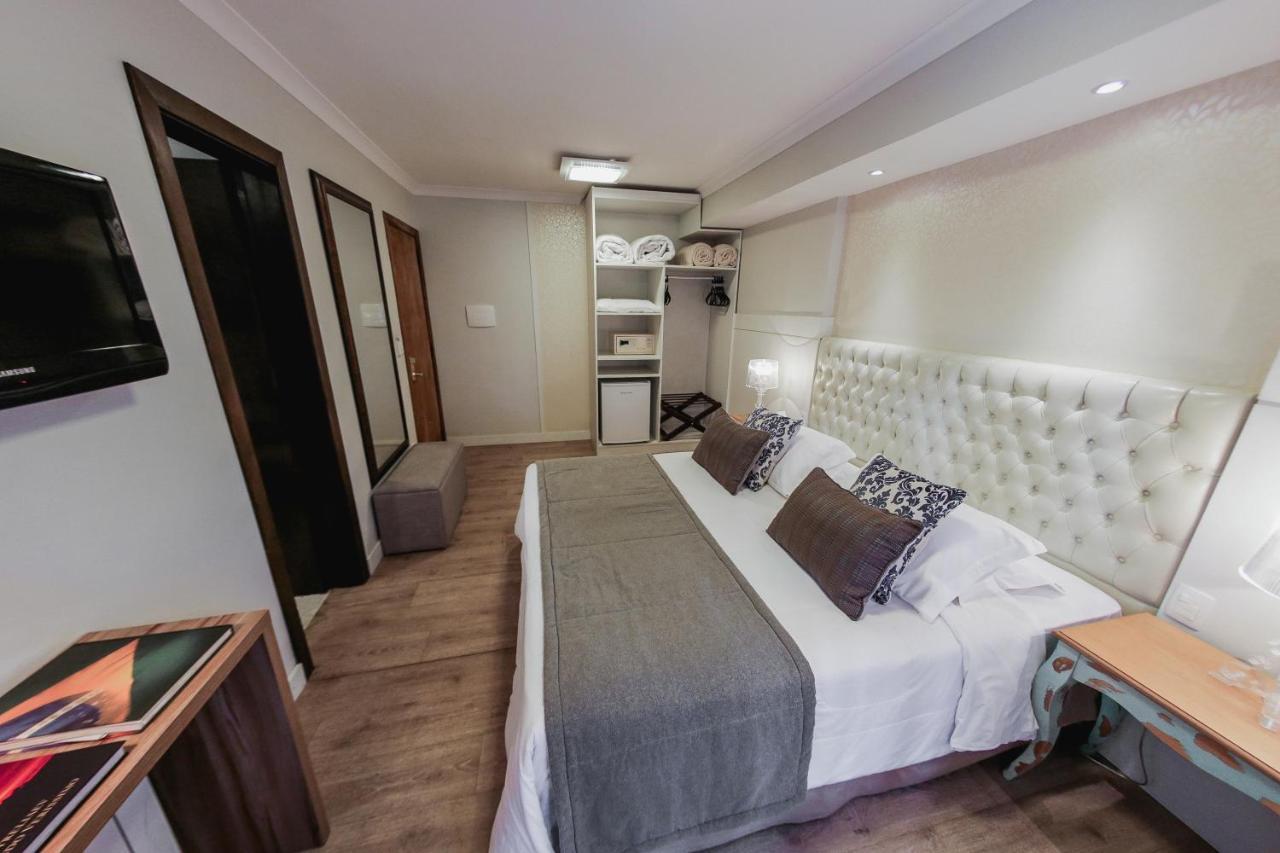 Bavaria Sport Hotel グラマド エクステリア 写真 A room at the hotel