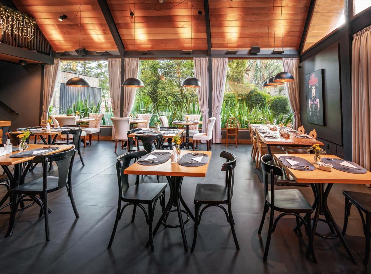 Bavaria Sport Hotel グラマド エクステリア 写真 Restaurant interior