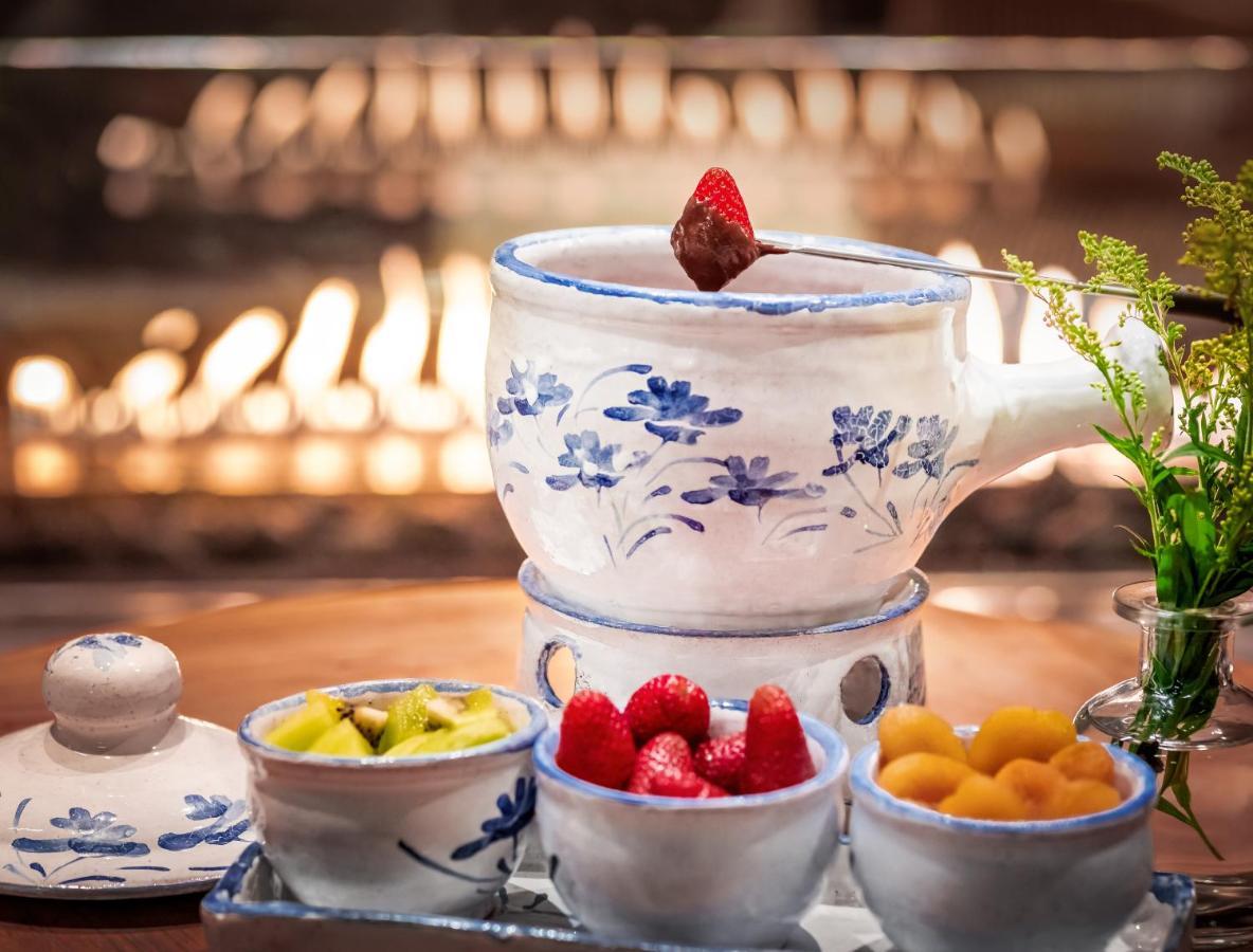 Bavaria Sport Hotel グラマド エクステリア 写真 Chocolate fondue with fruit