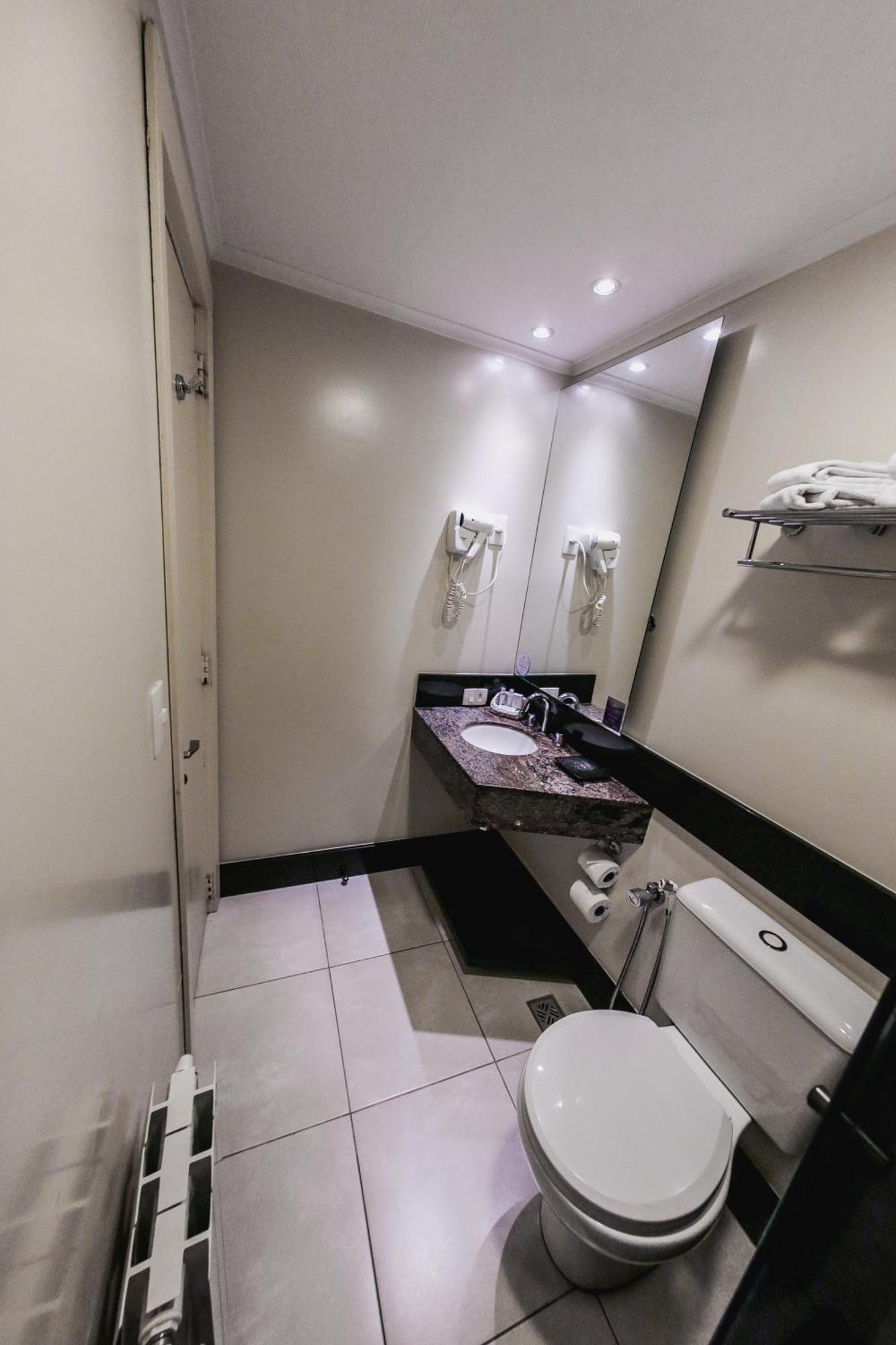 Bavaria Sport Hotel グラマド エクステリア 写真 Bathroom